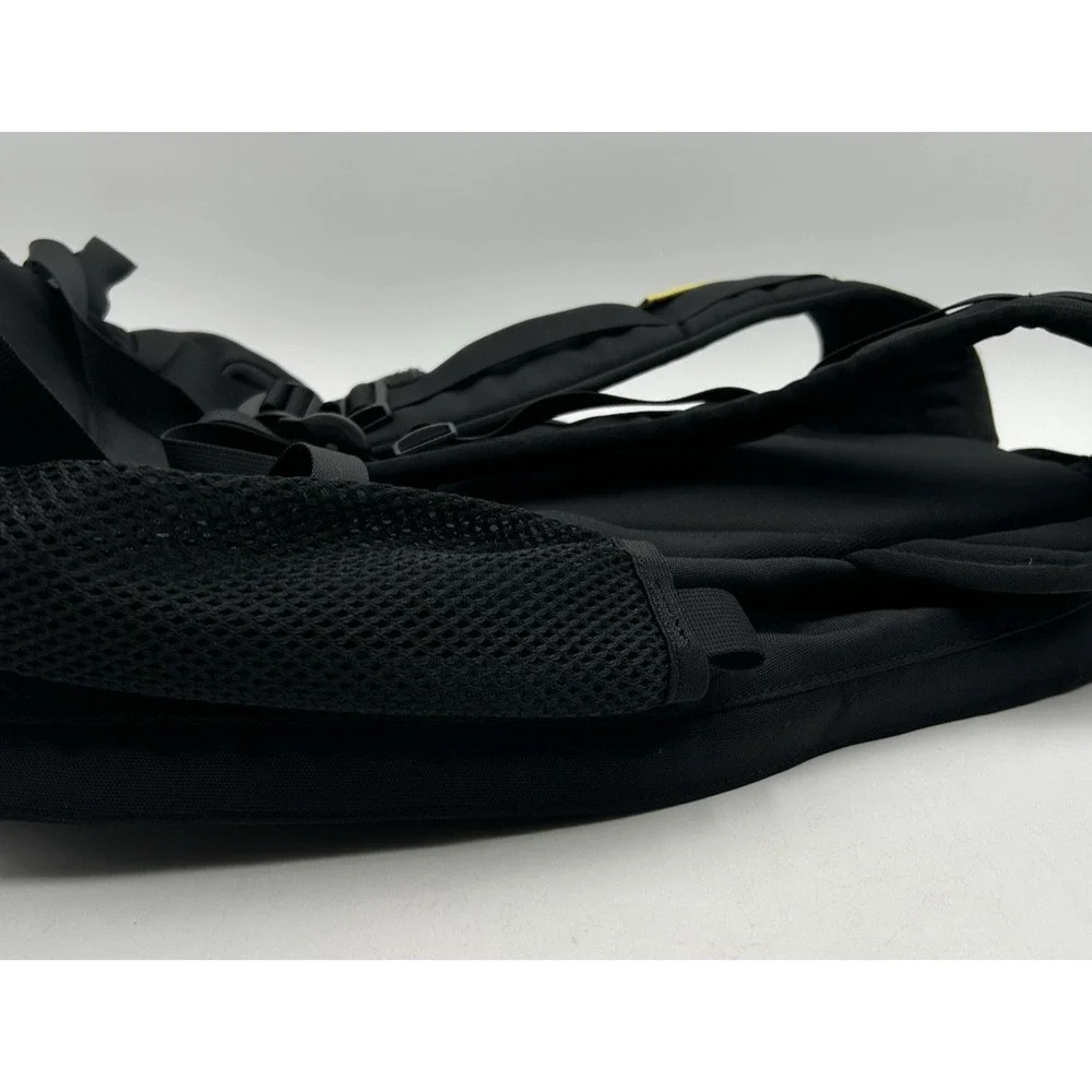 Vtg 90s Clive Trainer Skateboard Snowboard  Backpack Rare Black Carry Straps